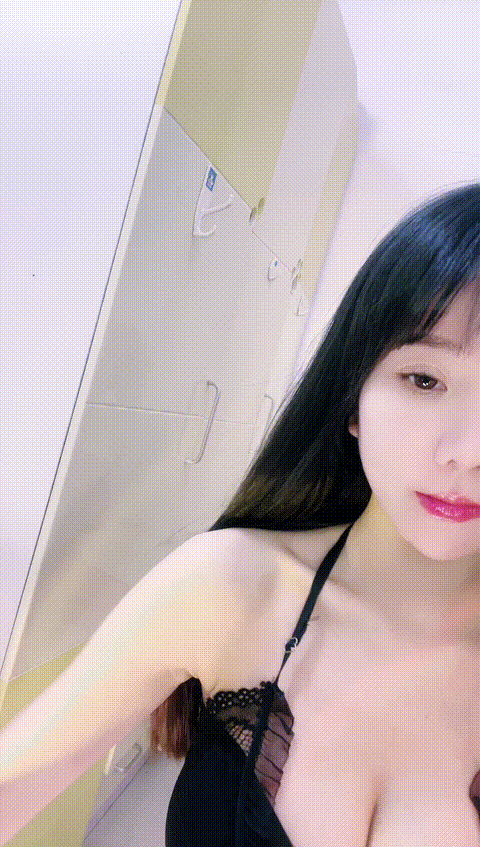 vlc_record_2023_06_03_12h40m19s_cx___p40_compressed.gif