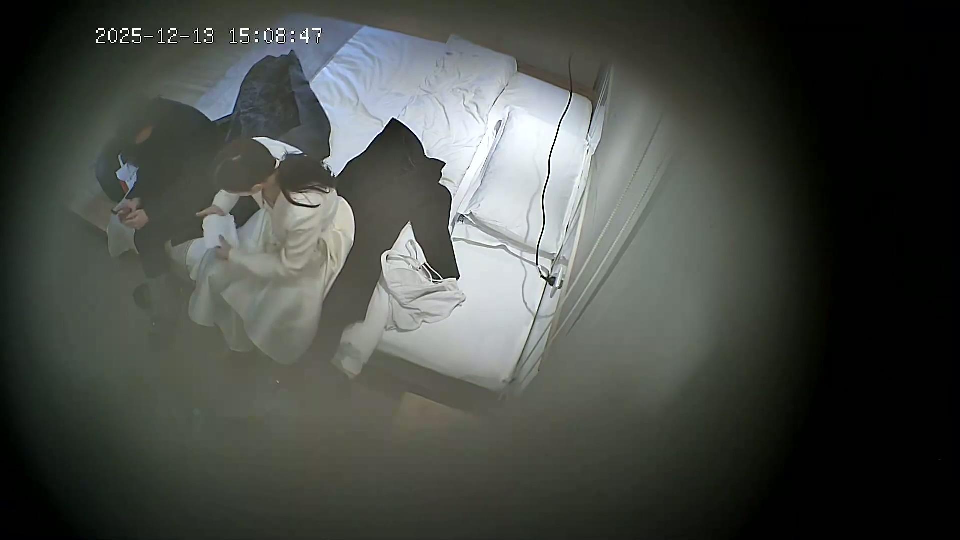 1.mp4_20251218_002941.096.jpg