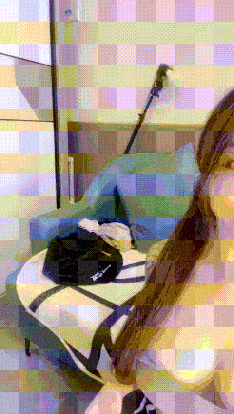 #人间白月光_#烤红_7uhno_p60_compressed.gif
