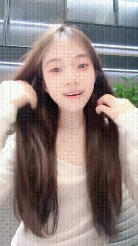 骚甜妹_20260208_143115_p20_compressed.gif