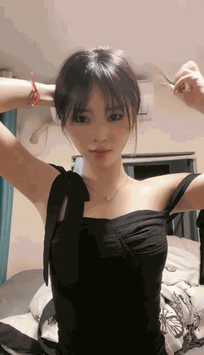 1 (1)_compressed.gif