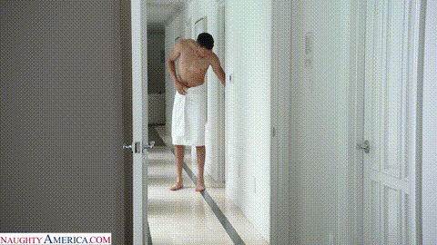 Sexy Andi James wants that BBC in her wet MILF pussy_p5.gif