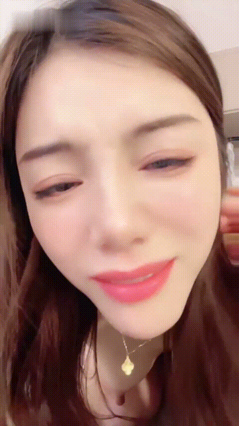 棉花朵朵 1456613042_ 1211-002402 00_57_54-_p60_compressed.gif