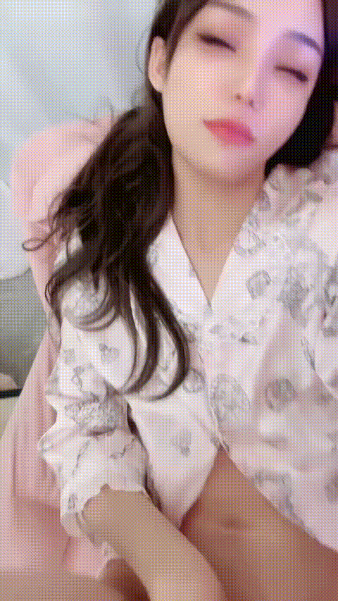 蝴蝶御_违规用户_20260201_102148_p20_compressed.gif