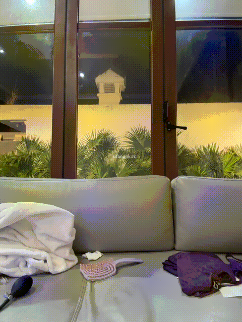 stripchat【za-02605】户外露出女神! 特大道具爆菊~喷水 (3)_p20_compressed.gif.gif