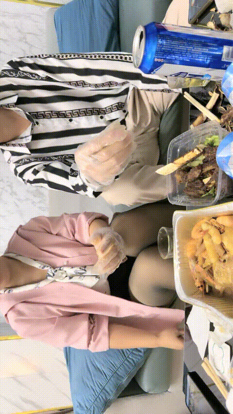 77016471_瘦猴先生探花_04_p40_compressed.gif