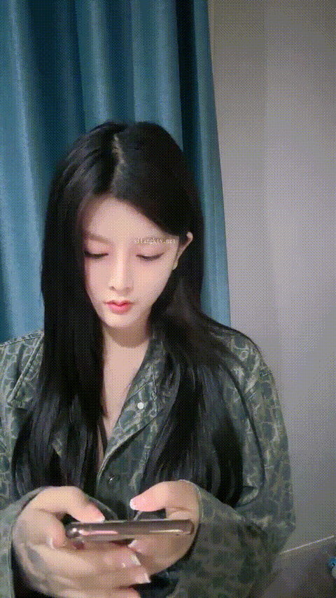 更多视频请在tg收藏夹输入@AnchorPorn (4)_p40.gif