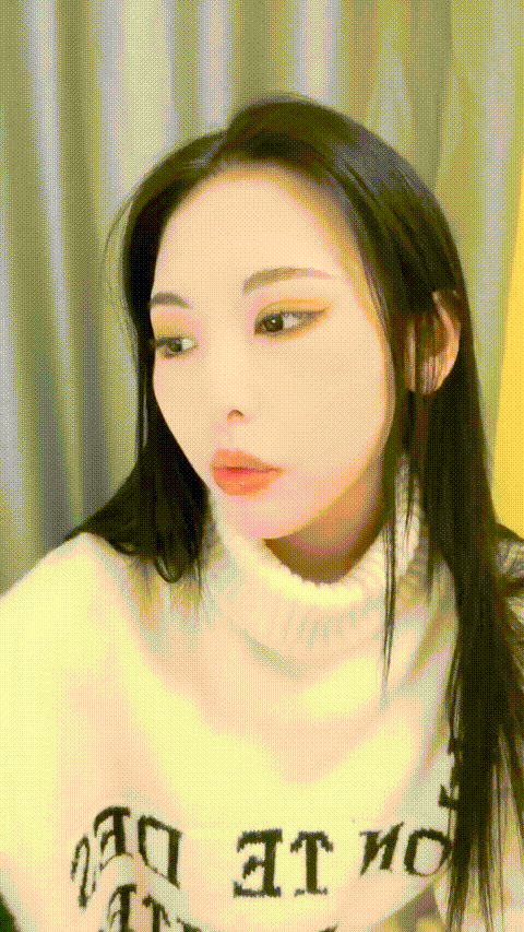 小野师妹_极品漂亮女神_牛仔裤_双道具_喷水_特写_3_p5.gif