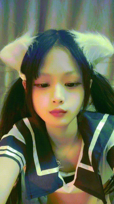 【小易的so啵啵】刚成年萝莉学妹_激情裸舞_扣穴自慰表情好骚高潮不止！_4_p60_compres.gif