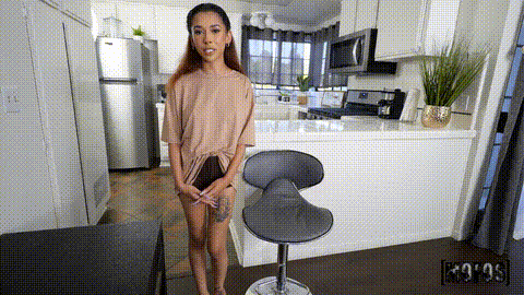 Tiny Kalani Likes a Challenge_p5.gif