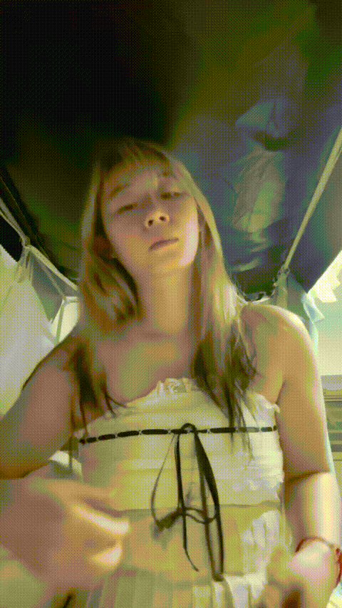 小猫不想秃头_20260216_165052_p5_compressed.gif