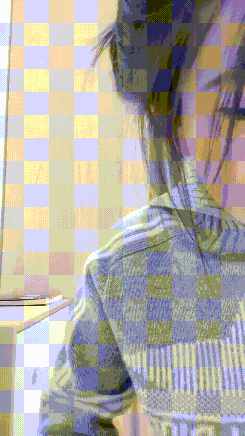 我不是学妹_校花级JK女神_美到爆_馒头逼_G奶抖动_喷尿_揉逼_自慰_疯狂扣穴_6_p60_comp.gif