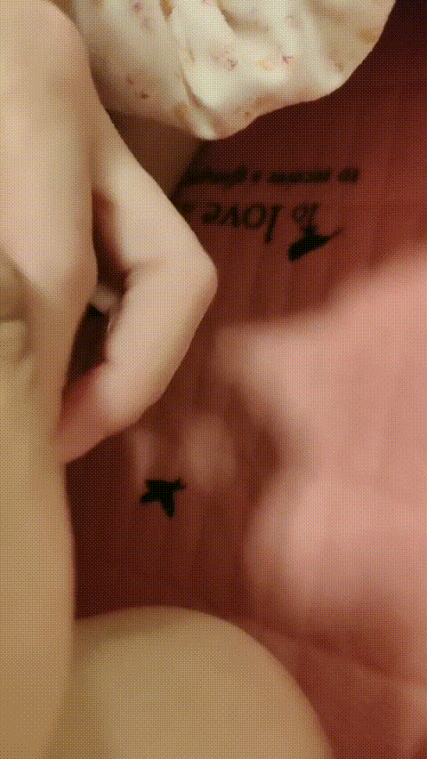 #依依姐  _2_2_q4s1s_p80_compressed.gif