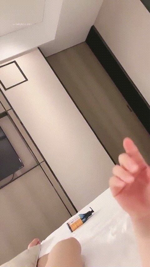 【挖挖小土豆】反差女神回归_顶级职业模特_无套狂操内射爽死_4_p40_compressed.gif.gif