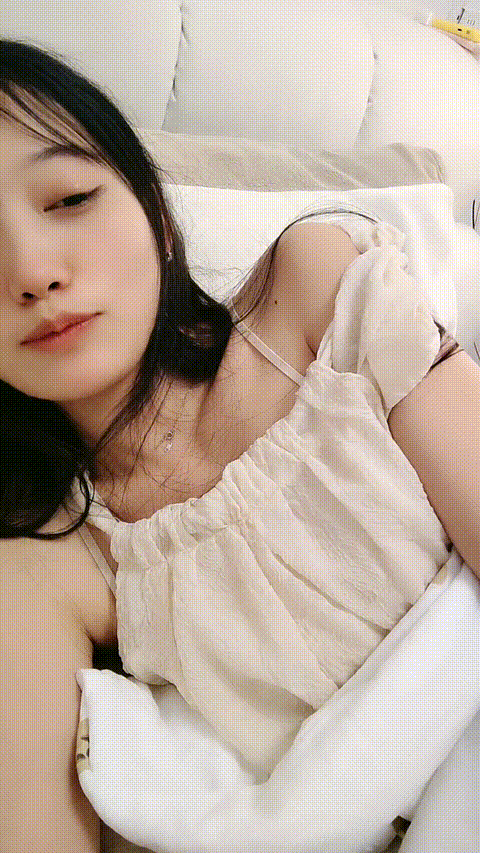 #蔡蔡仙女_jeucg_p80_compressed.gif