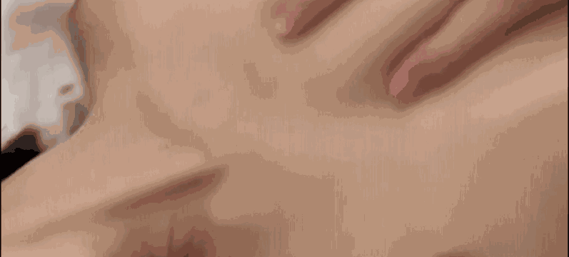 美女空乘刚毕业人前女神 人后母狗“操我～操死我～好爽啊_start57s_1s_compressed.gif.gif