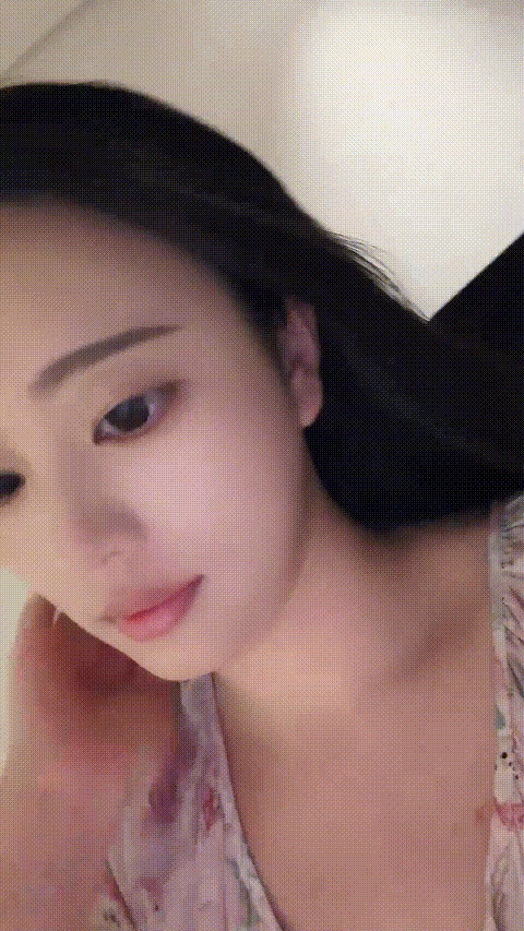 巨乳空姐甜美女神【小鱼糕冷】 温泉会所 空姐制服 无套后入内射 吃鸡自慰 爽死啦 (4)_.gif