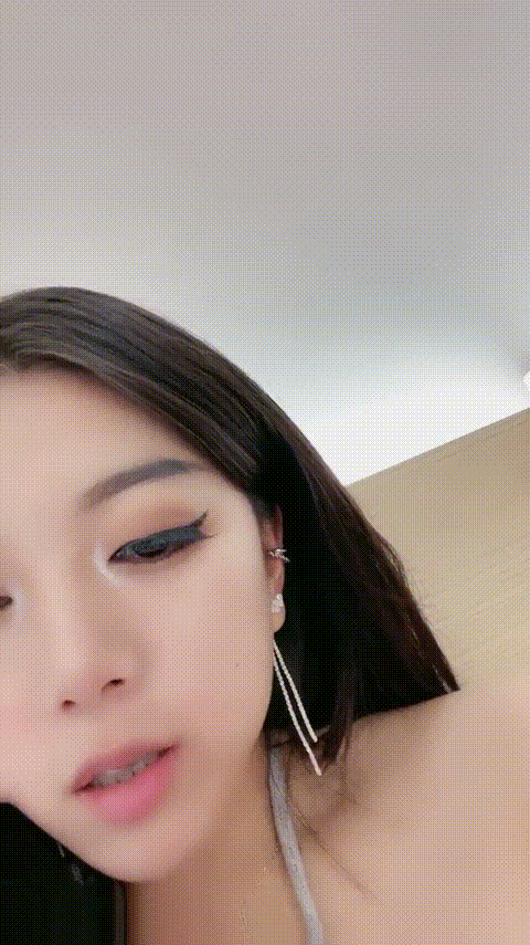 小土豆大口喝内内_350940960 424 (3)_(new)_p80.gif