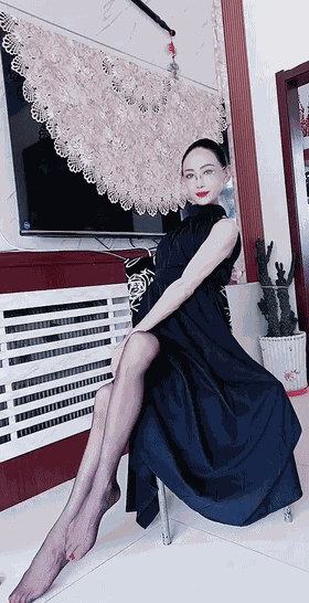 1 (1)_compressed.gif