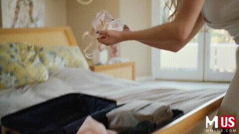 Holiday Special_p5.gif