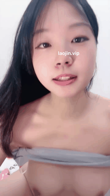 粉嫩美少女_20250817_223921_start4342s_1s.gif