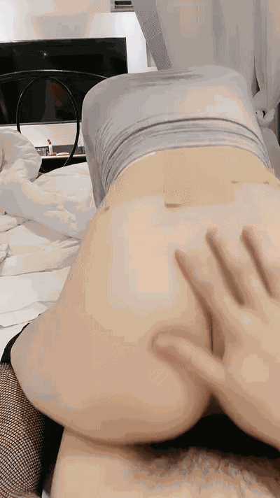 678678_compressed.gif