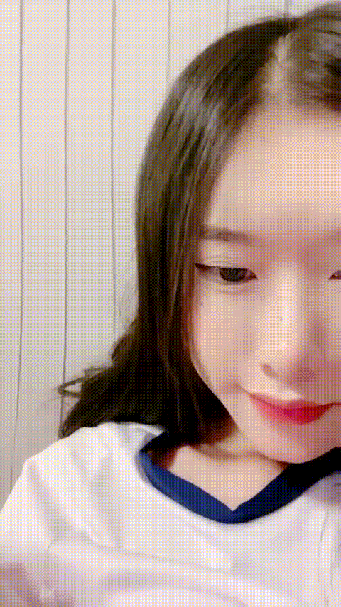 【兔纯】高颜值白虎校花萝莉美少女！道具自慰_骚水泛滥_3_p80_compressed.gif.gif
