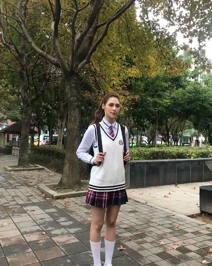 佟凱玲.jpg