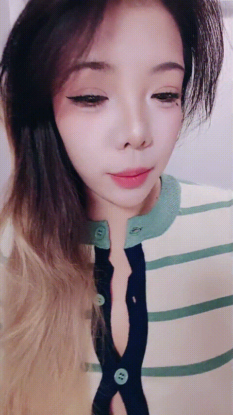 极品良家少妇【小魅】真巨乳巨无霸女神 超大肥臀 跳蛋大鸡巴道具坐骑自慰 (3)_p80_com.gif