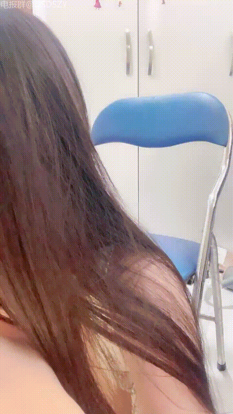 颜值嫩妹【19岁瑶瑶】绝美颜值邻家妹妹 浴室自慰7(4V)_p5_compressed.gif