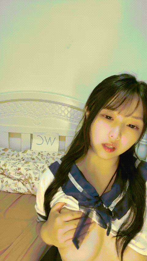 #月亮好圆 _6_3_i3k7c_p20_compressed.gif