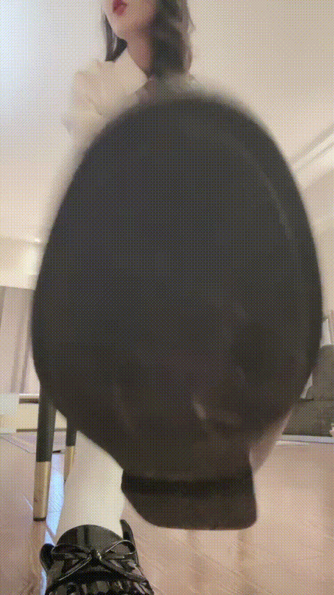 5_6073505784325475271_p5_compressed.gif