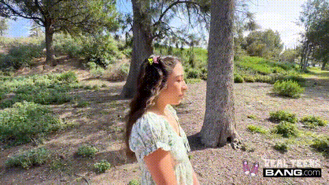 Amber Summer Plays In Public And Gets A Creampie_p5.gif
