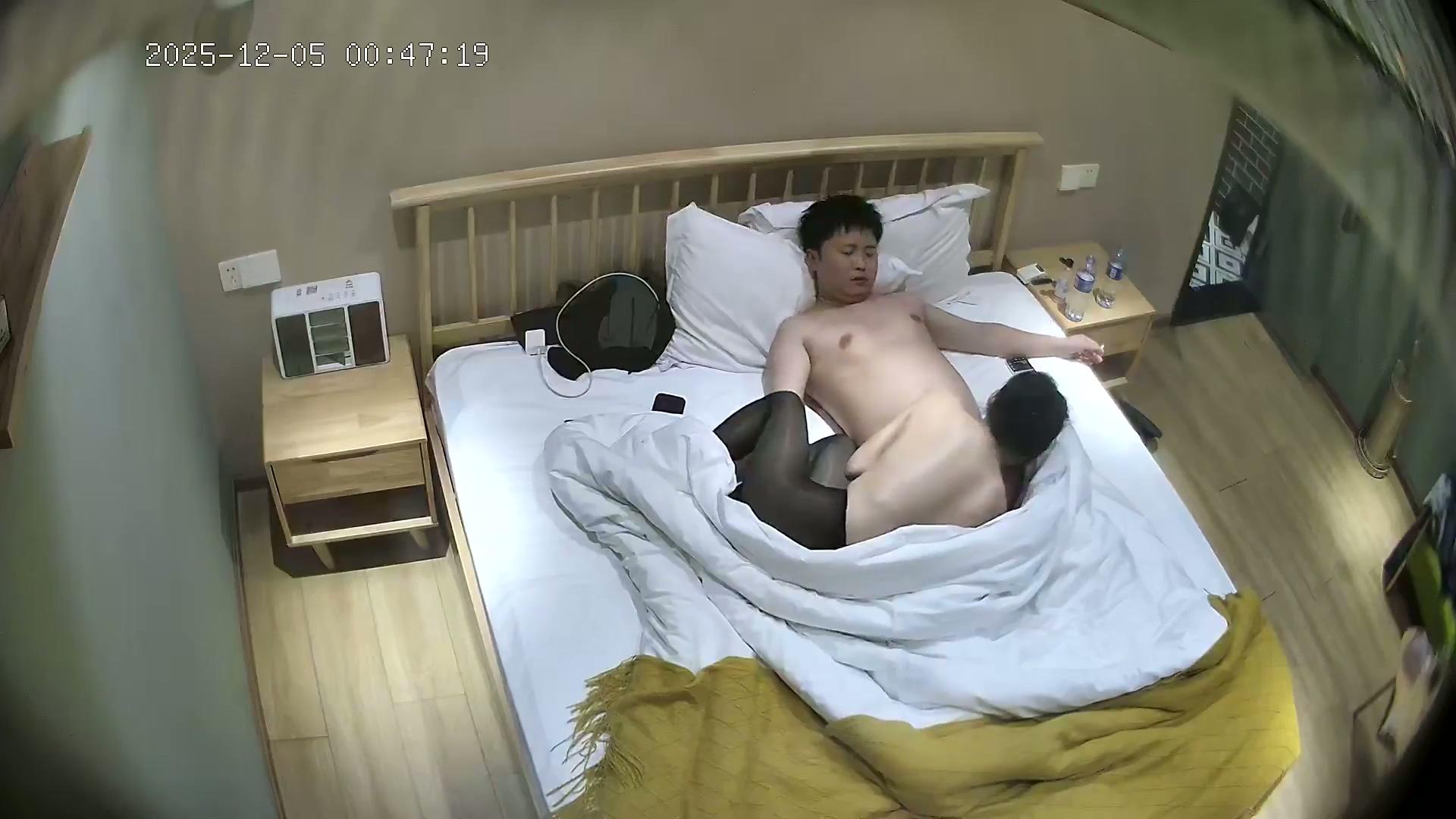 2.mp4_20251206_130804.539.jpg