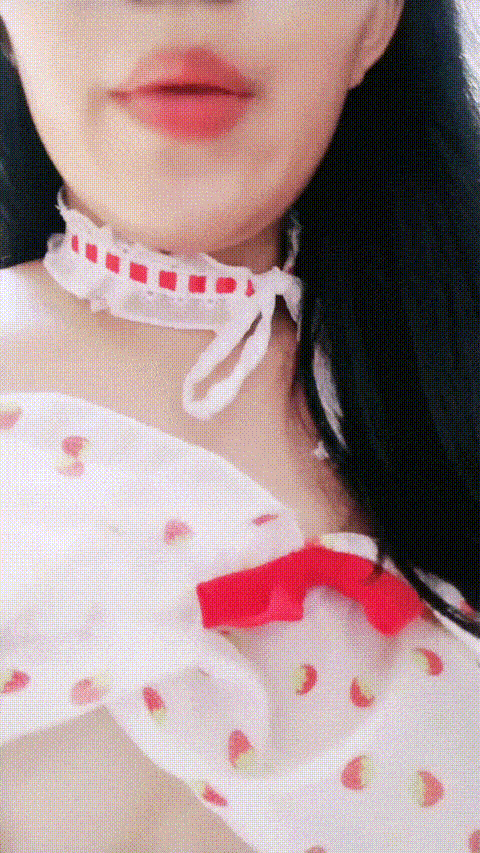 蔬菜女王_ 十八妹妹_清纯妹子爱重口_蔬菜自慰塞肛_8_p40 (2).gif