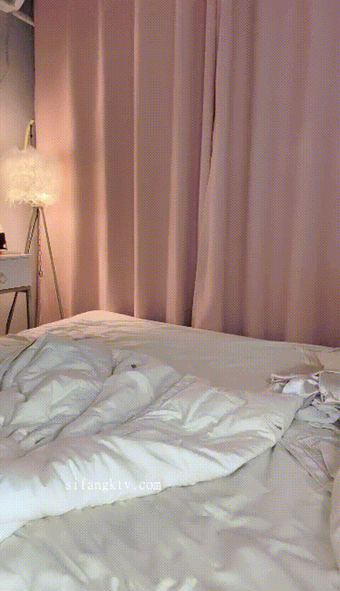 骚妇猫猫_20221011-212220-703_p20.gif