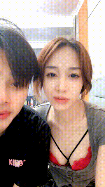 2 (4)_compressed.gif