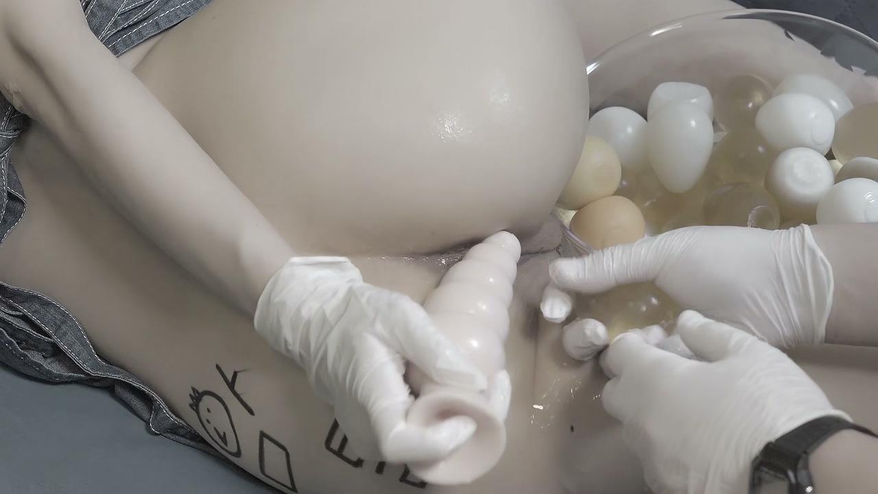 [肛门鸡蛋]重口肛门调教，棒子妹妹这么美的屁股被调教用来生蛋蛋，这样也对，把菊花的.jpg
