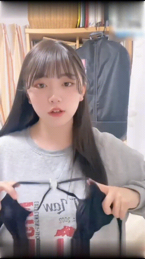 樱花妹妹福利姬tukimi_直播自慰白浆都出来了150_p5.gif