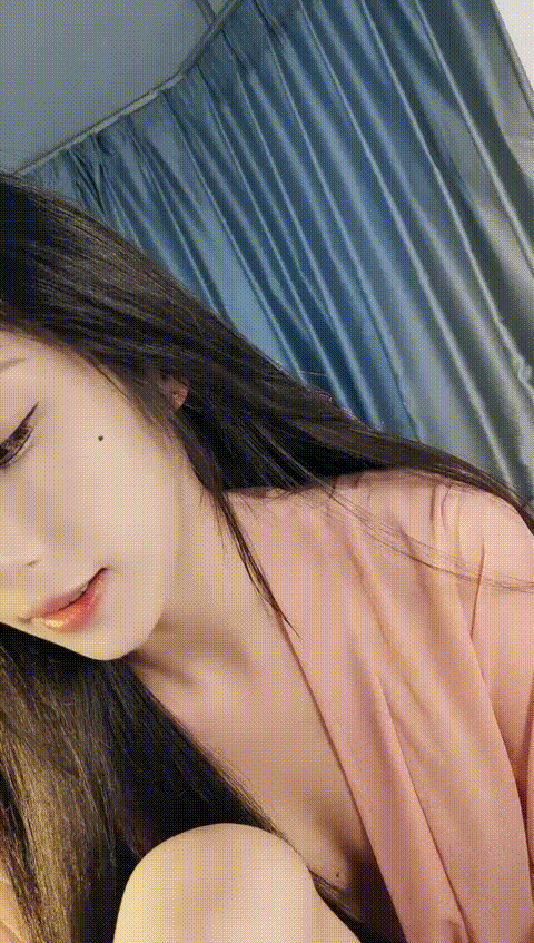 #夏禾_cx_371290_2023年09月03日_22时59分10秒_mp4_裁剪_1gxv_p20_compressed_compres.gif