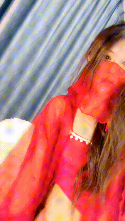 #洛瑶__7_1_3_dckcw_p80_compressed.gif