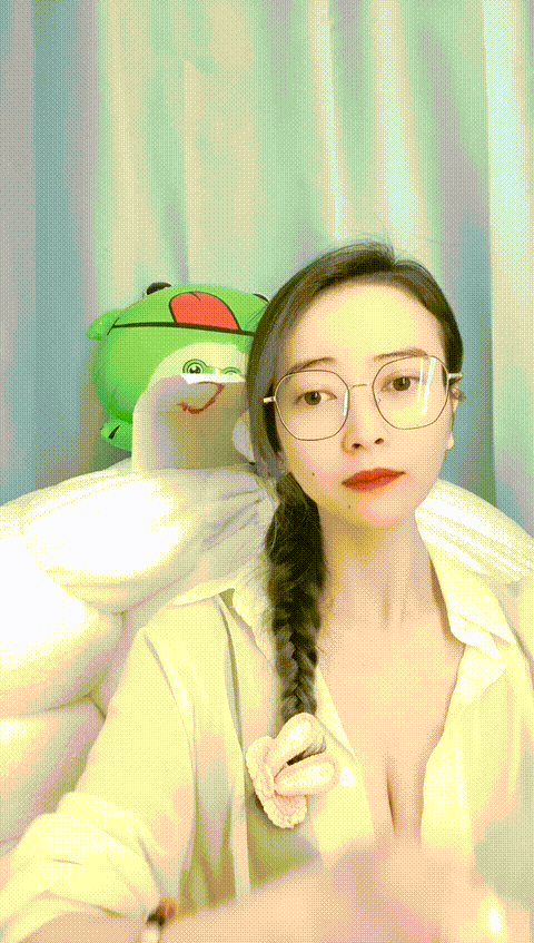 vlc_record_2023_06_01_20h15m57s_cx__(1)_p40_compressed.gif