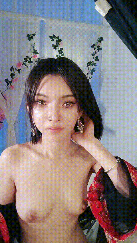 【意小姐】混血美少女身材超级苗条疯狂自慰！_2201_p20 (2).gif