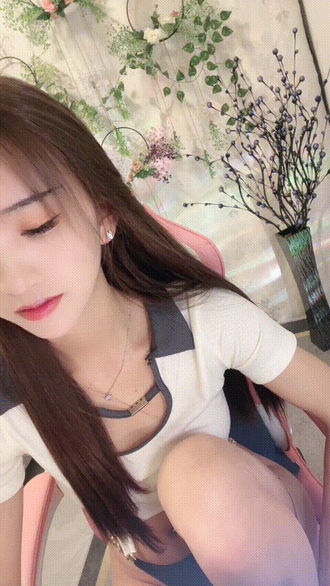 vlc_record_2023_06_11_21h06m53s_cx___p80_compressed.gif