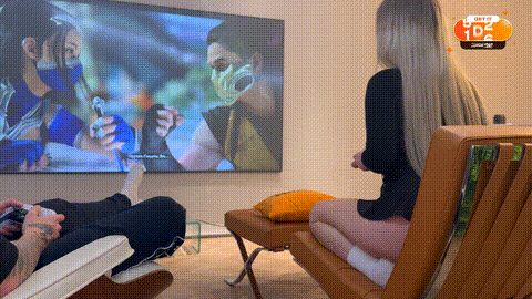 My stepsister lost a bet to me. Don't watch until the end._p5.gif