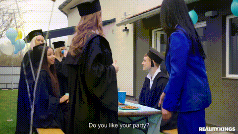 College Graduanal_p5.gif