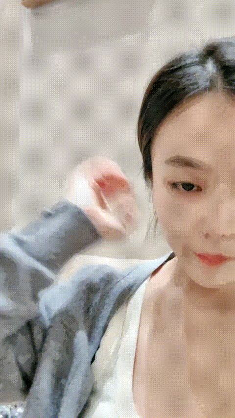 #桃汁____3_1_p5_compressed.gif