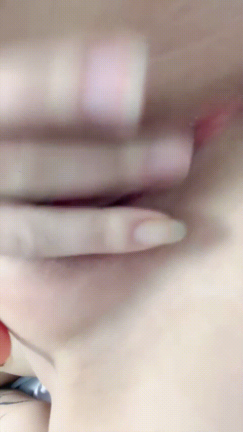 小林饱饱_小萝莉想要了_20260202_151008_p20_compressed.gif