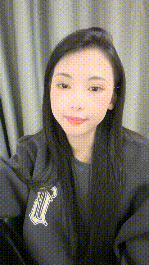 小野师妹_极品漂亮女神_牛仔裤_双道具_喷水_特写_4_p80.gif