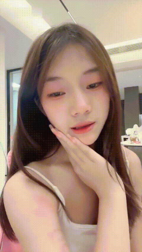 骚甜妹_吧啦_20260206_183008_p5_compressed.gif